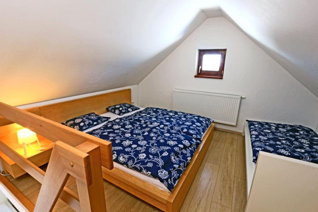Apartmany Fox Божий Дар Экстерьер фото